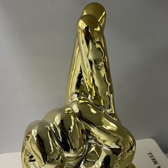 Ceramic FINGERS CROSSED Statue Decorative Figurine Gold Good Luck Home Decor - Picture 3 of 10